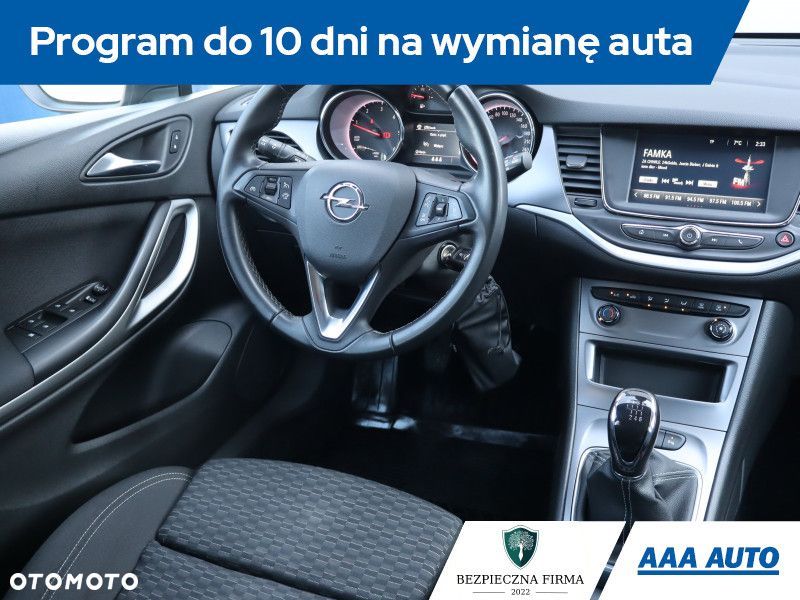 Opel Astra - 9