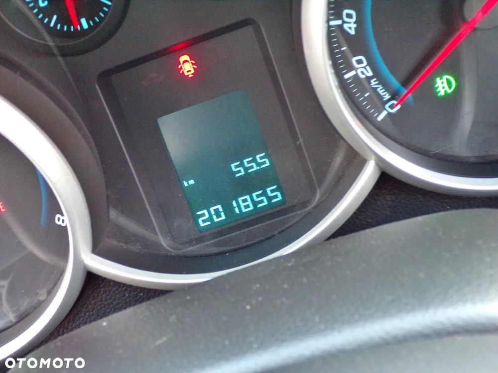 Chevrolet Cruze 1.6 LT+ - 19