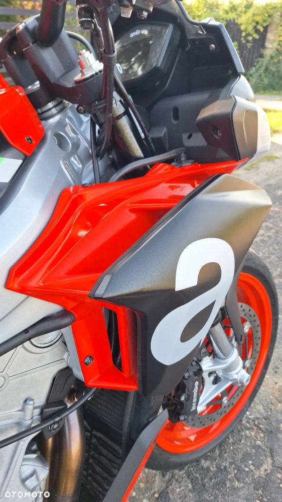 Aprilia Tuono - 24