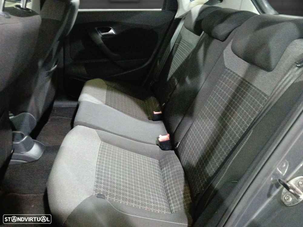 VW Polo 1.4 TDi (Blue Motion ) DSG Comfortline - 15