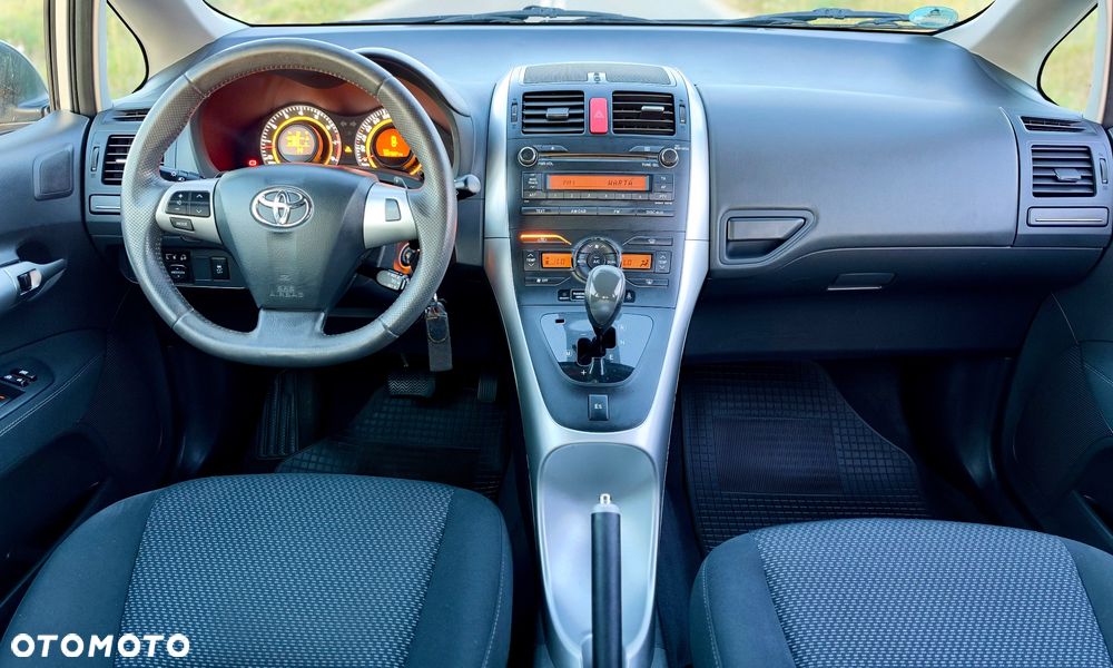 Toyota Auris 1.6 MultiMode Executive - 16