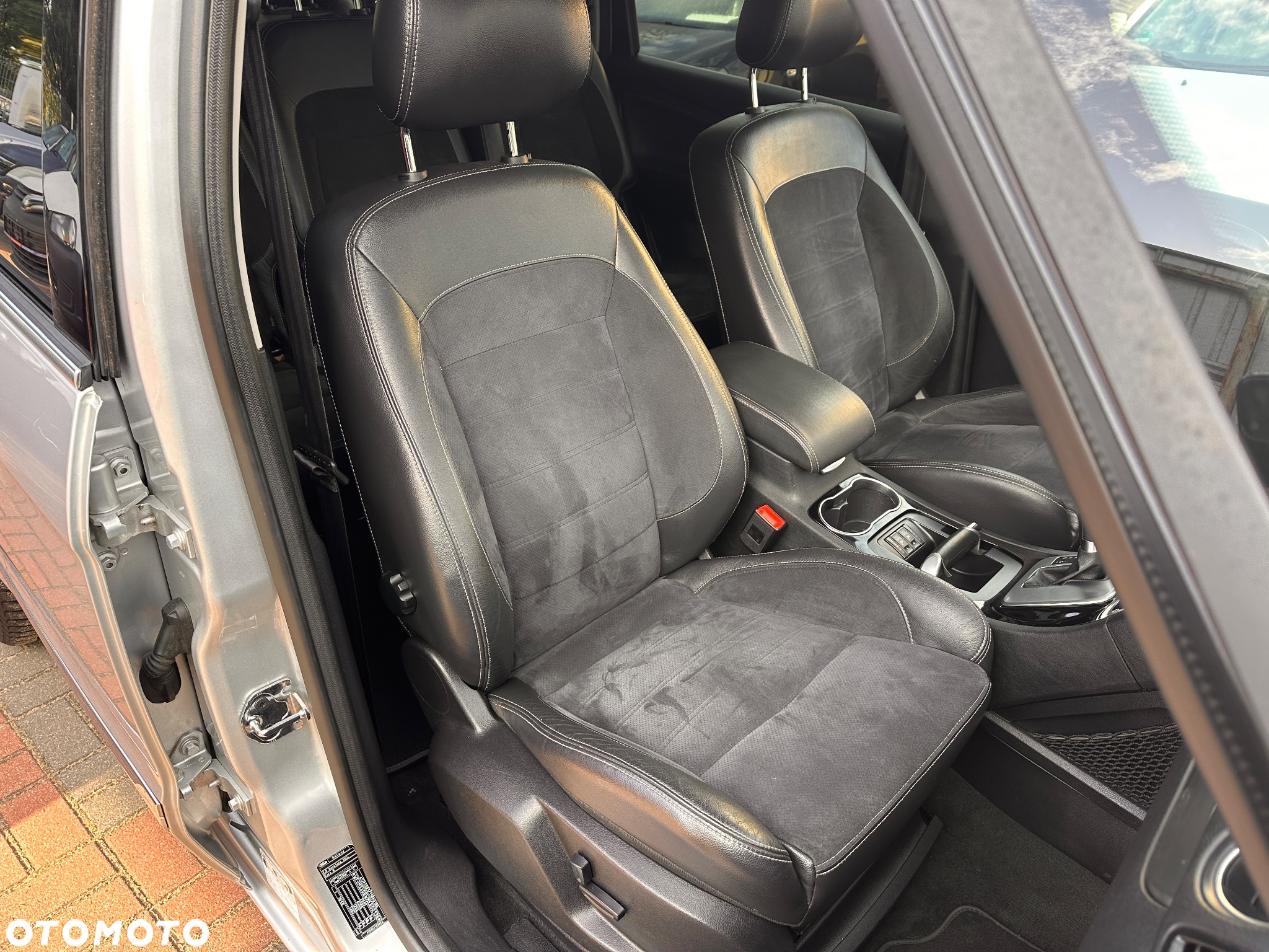 Ford Galaxy 2.0 TDCi Platinium X (Titanium) MPS6 - 17