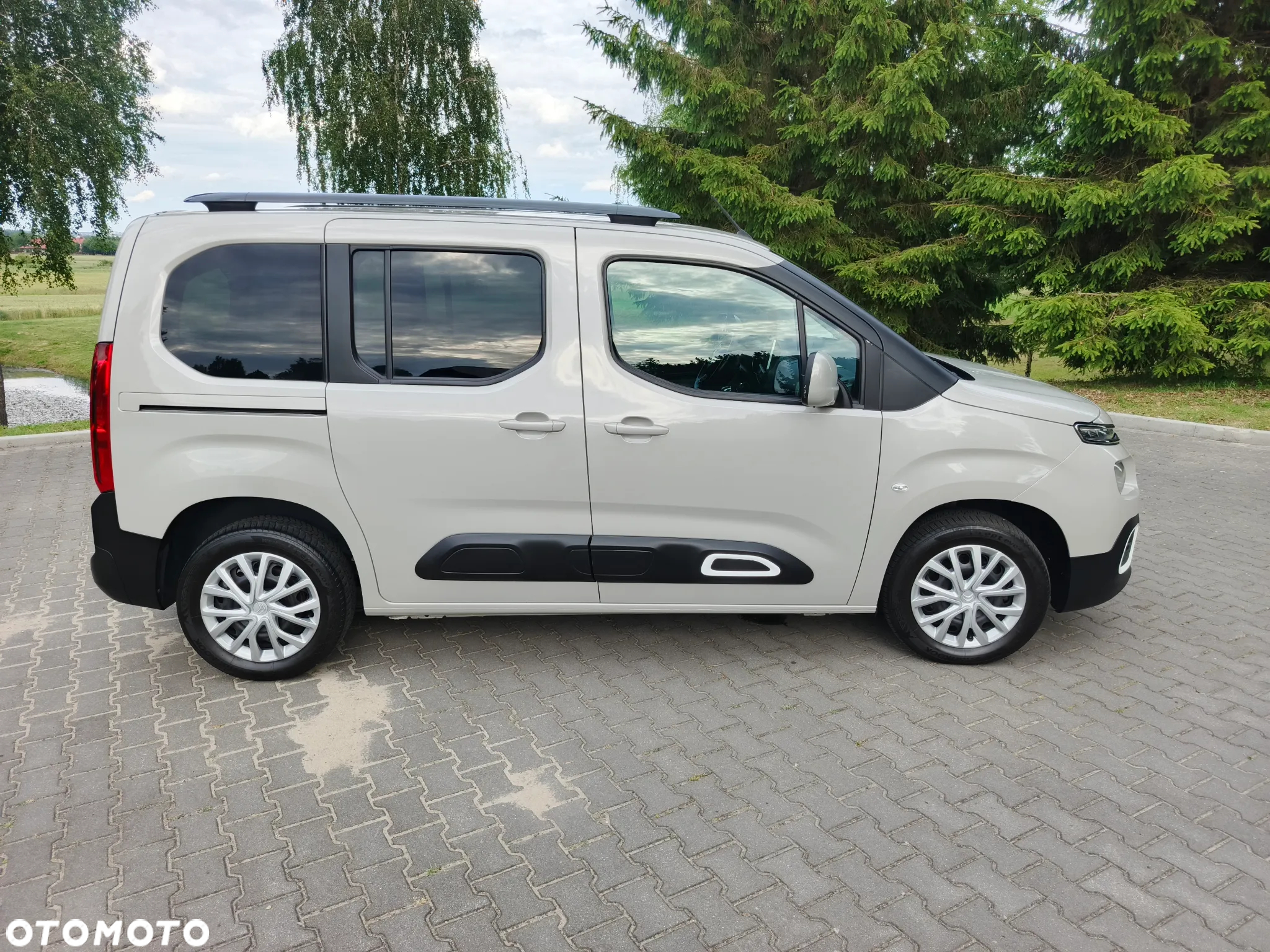 Citroën Berlingo M BlueHDi 130 SHINE - 8