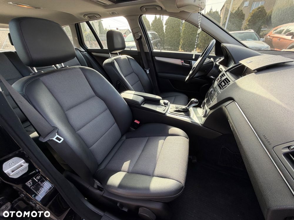 Mercedes-Benz Klasa C - 37