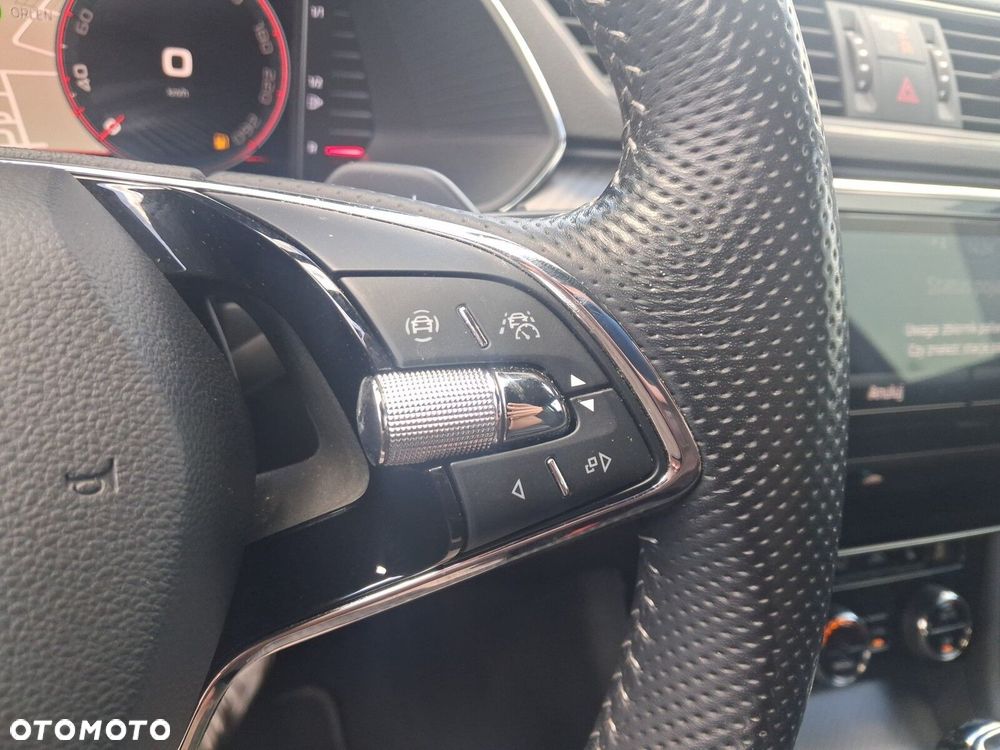 Skoda Superb 2.0 TDI SCR Sportline DSG - 19