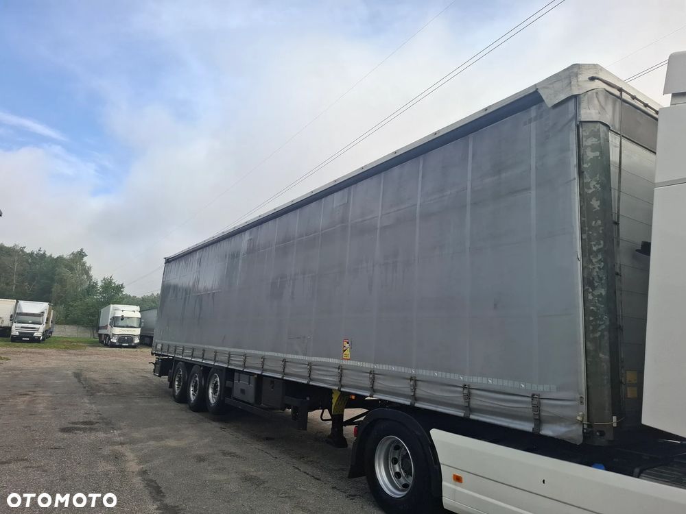 Schmitz Cargobull SCB