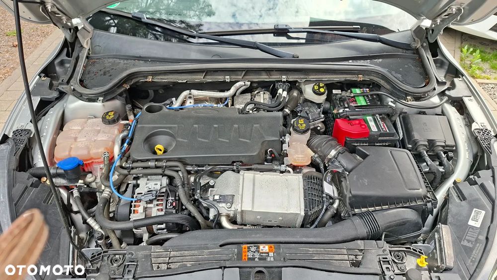 Ford Focus 2.0 EcoBlue STart-Stopp-System TITANIUM - 17