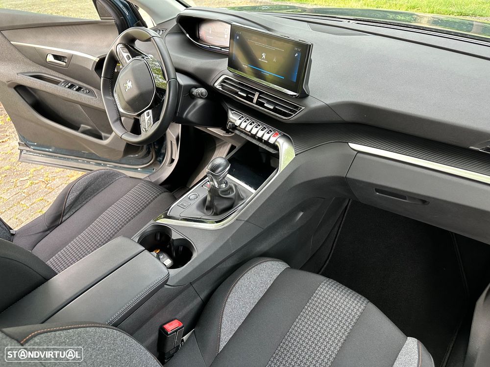 Peugeot 3008 1.5 BlueHDi Style - 31