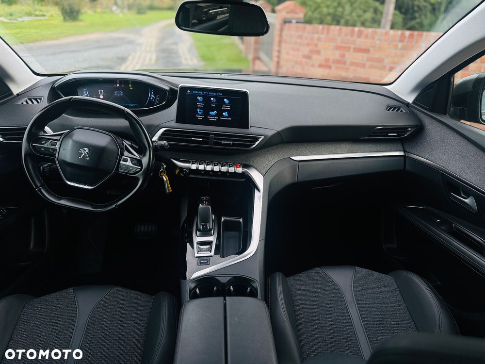 Peugeot 3008 1.5 BlueHDi Allure Pack S&S EAT8 - 14