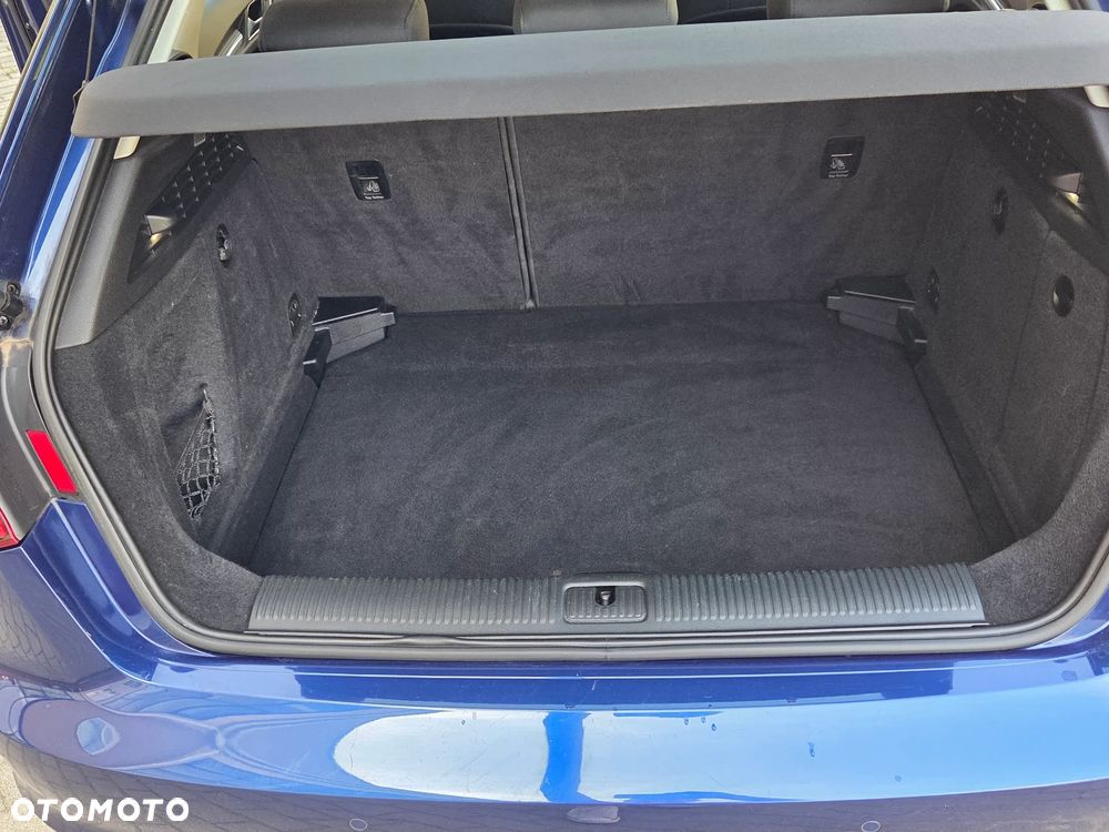 Audi A3 Sportback 2.0 TDI Ambiente - 31