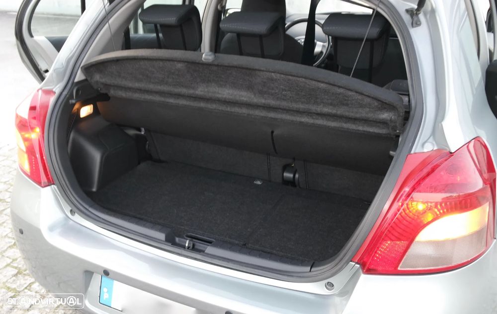 Toyota Yaris 1.0 VVT-i Comfort+AC+VSC - 14