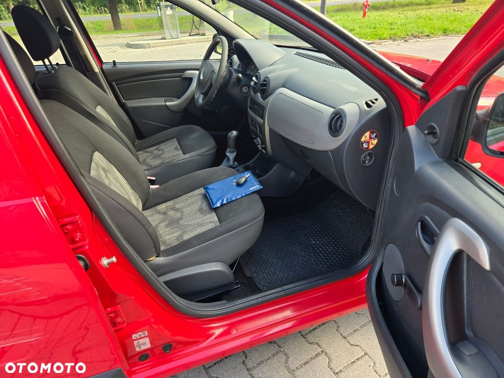 Dacia Sandero - 6