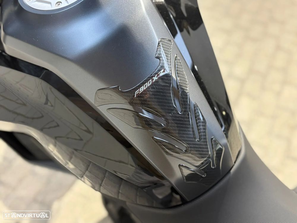BMW F 900 XR Triple Black - 2