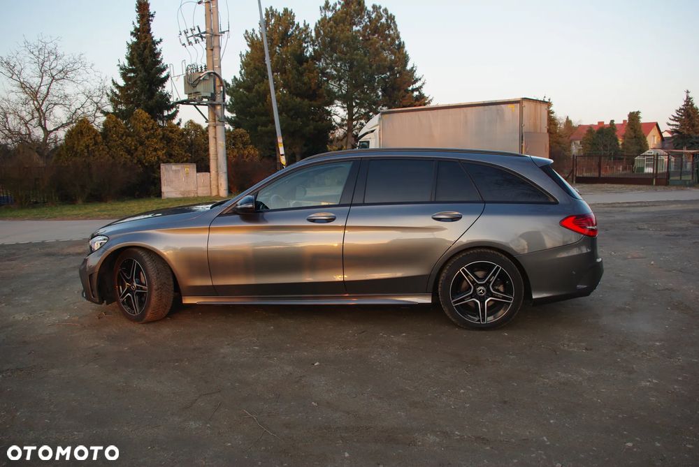 Mercedes-Benz Klasa C 300 d T 9G-TRONIC AMG Line - 26