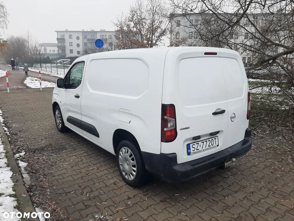 Opel Combo - 8