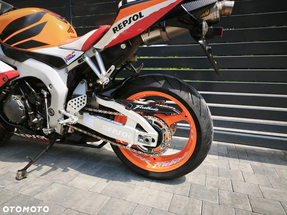 Honda CBR - 6