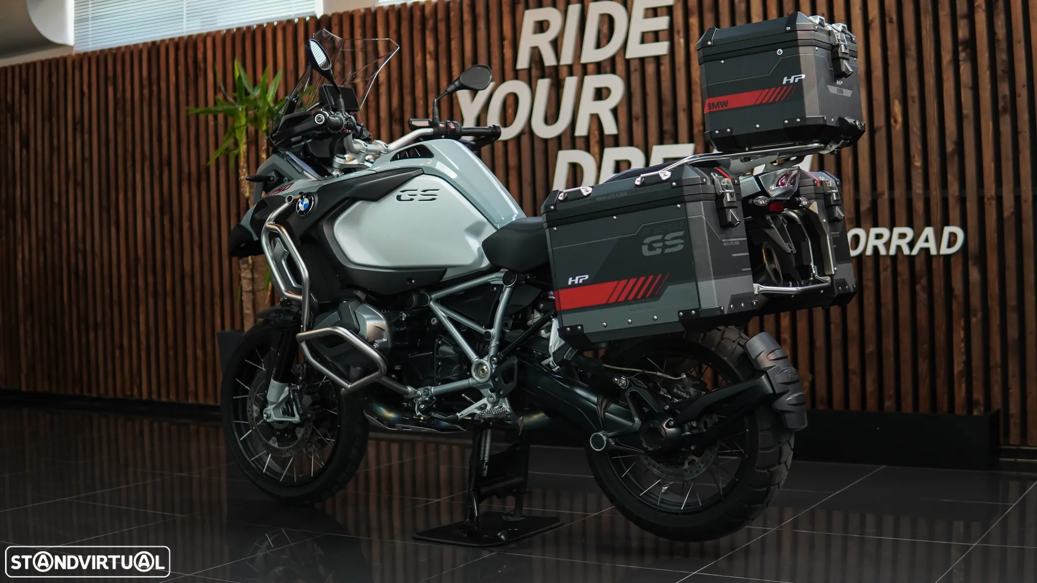 BMW R 1250 GS Adventure C/ AKRAPOVIC COMPLETO - 9