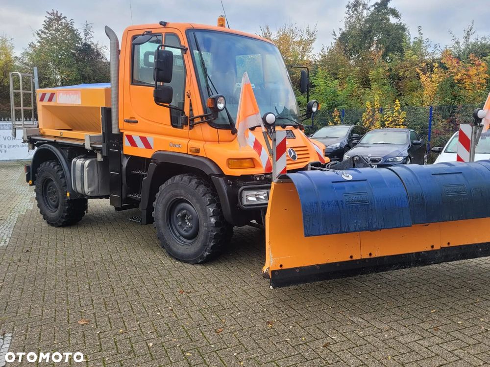 Mercedes-Benz Unimog U300 Ciągnik - 3