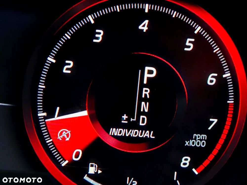 Volvo V60 T4 Momentum Pro - 30