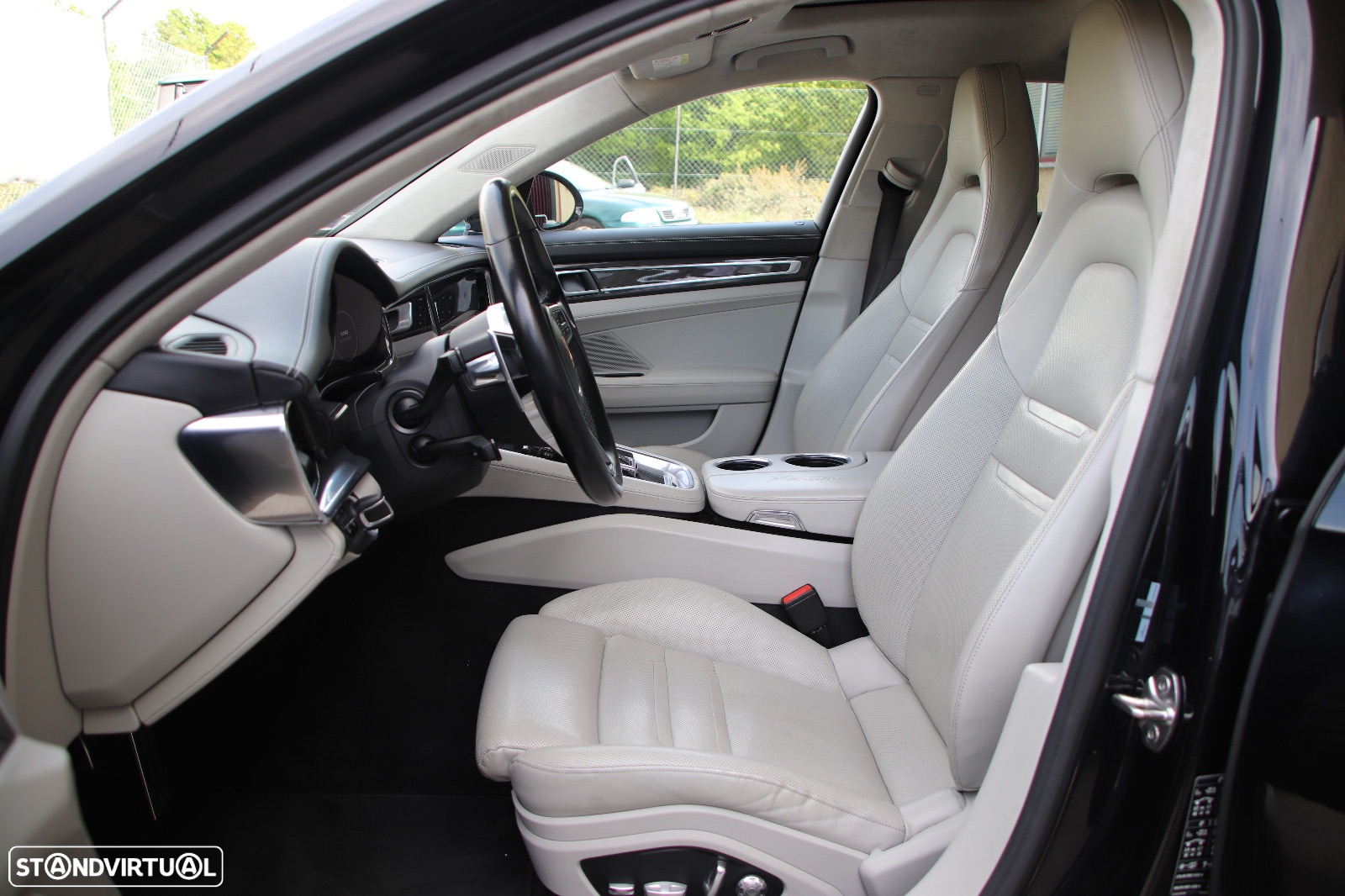 Porsche Panamera Sport Turismo Turbo S E-Hybrid - 18