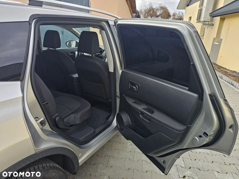 Nissan Qashqai+2 2.0 I-Way - 17