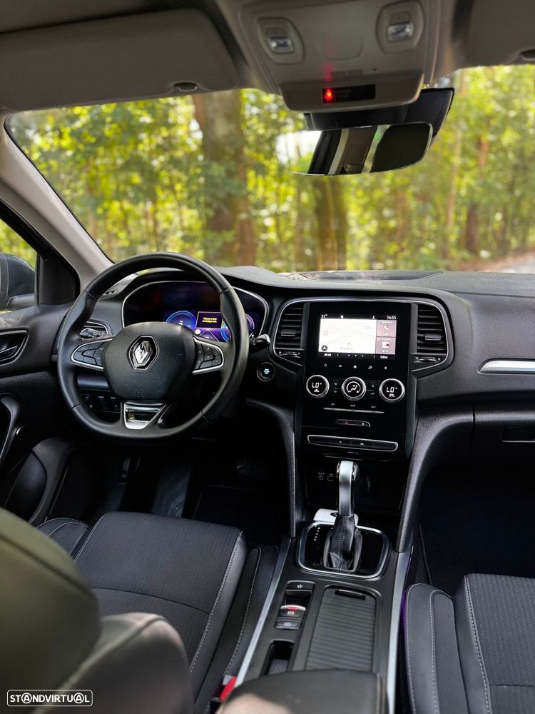 Renault Mégane Sport Tourer - 18
