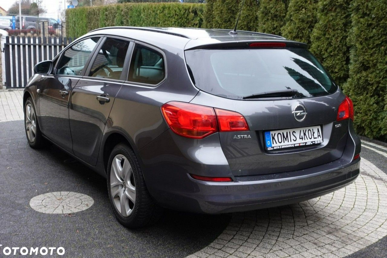 Opel Astra - 4