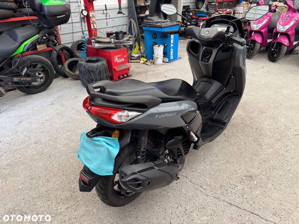 Yamaha NMAX - 7