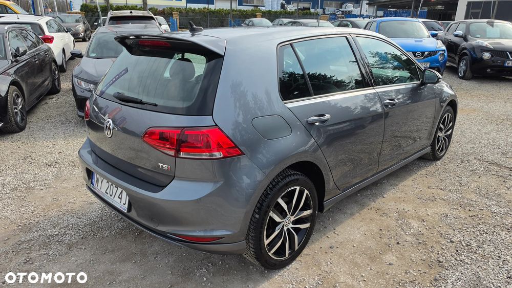 Volkswagen Golf - 29