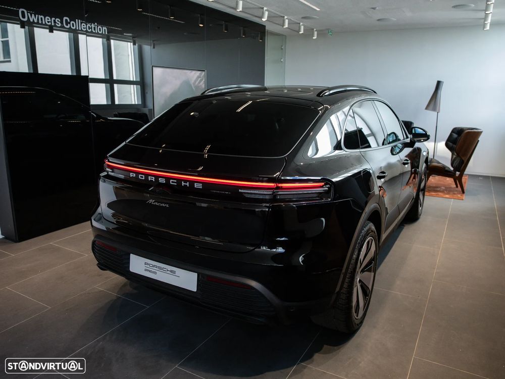 Porsche Macan Electric - 8