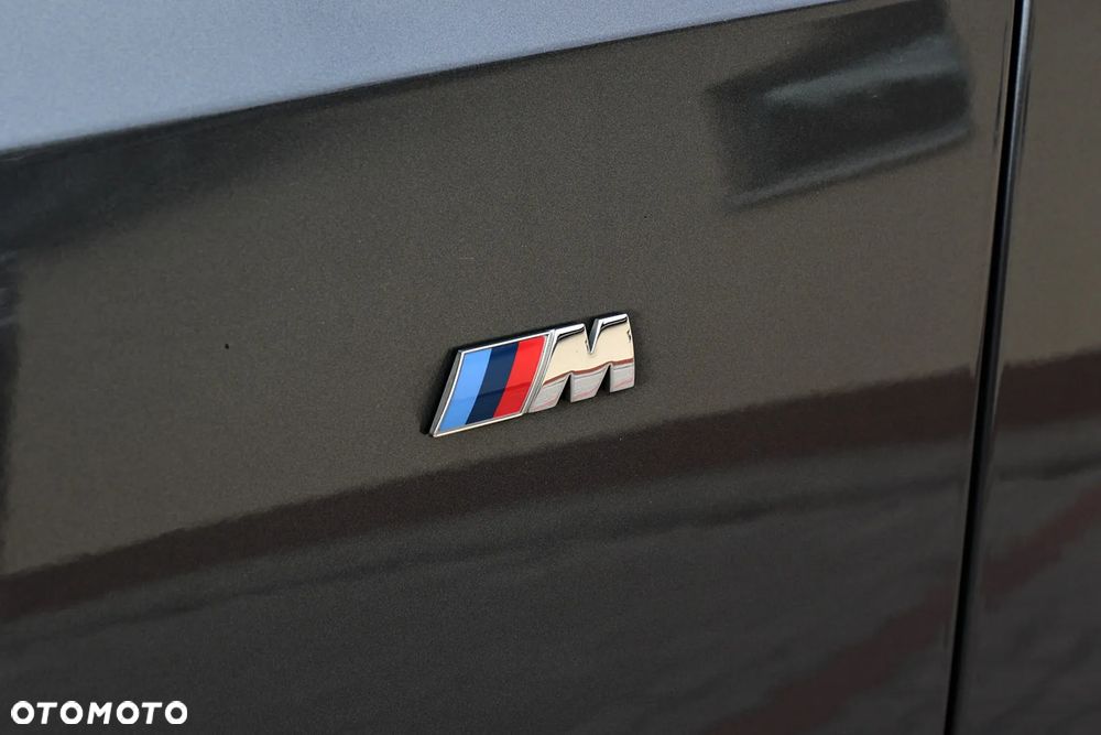 BMW Seria 3 320d Touring M Sport - 11