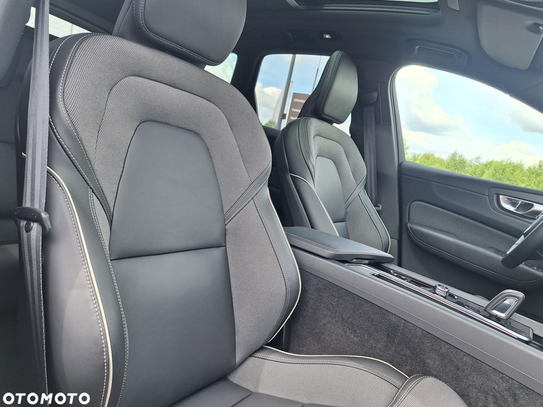 Volvo XC 60 - 36