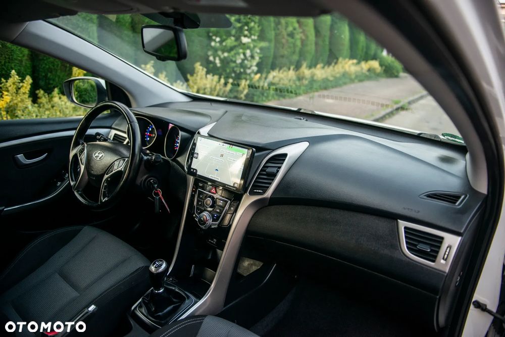 Hyundai i30 1.6 Style - 38