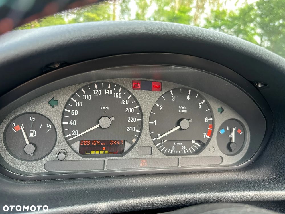 BMW Seria 3 328i - 29