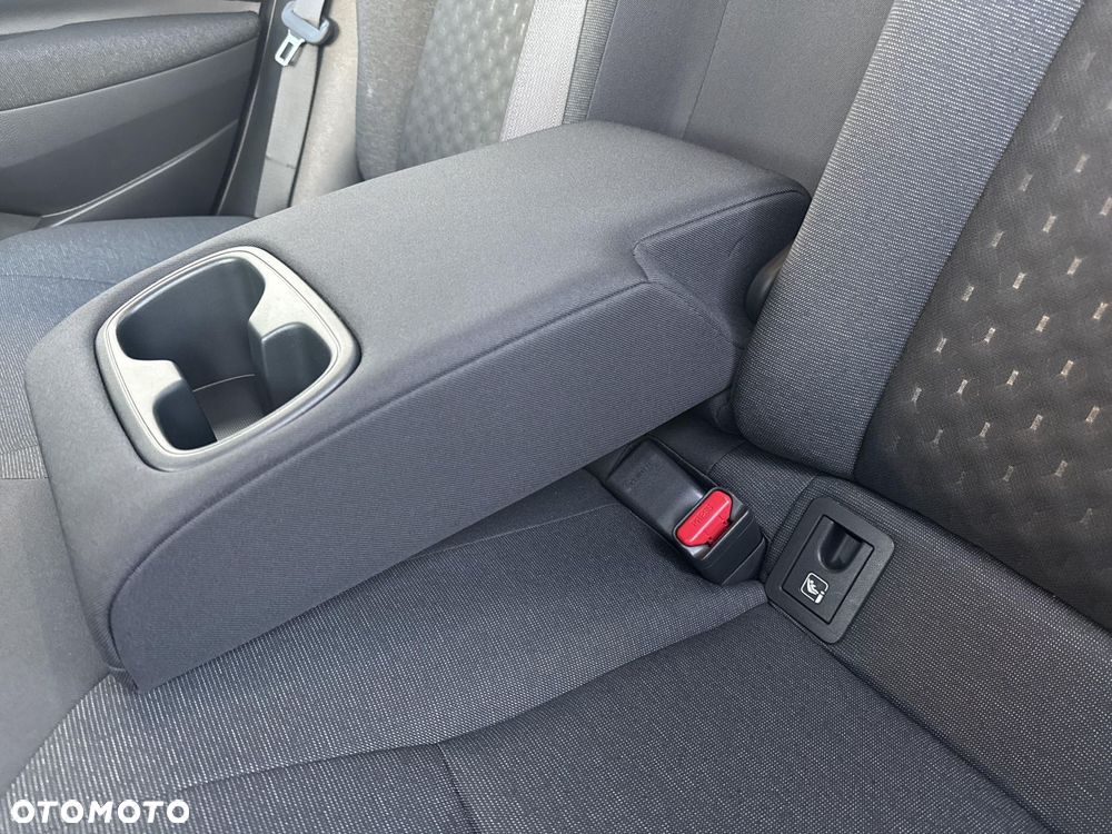 Toyota Corolla 1.8 Hybrid Comfort - 25