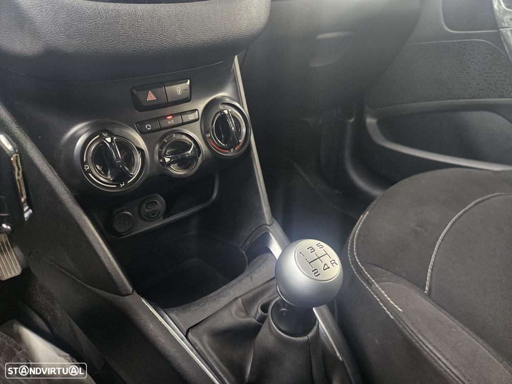 Peugeot 208 1.4 HDi - 16