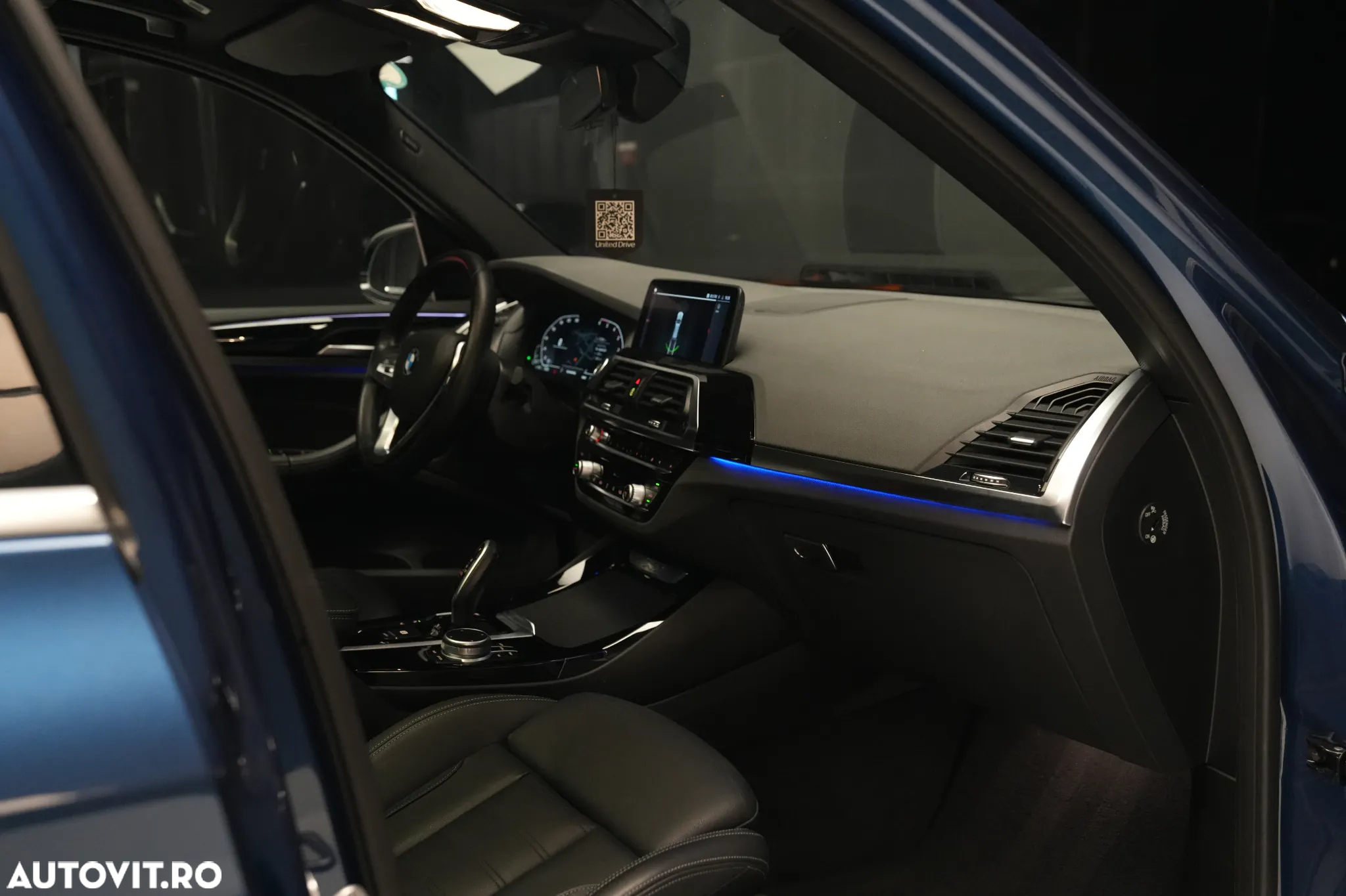BMW X3 xDrive20d AT xLine - 30