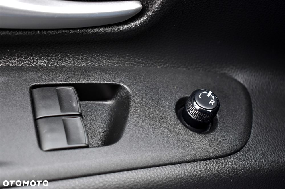 Toyota Aygo X Air Explore - 31