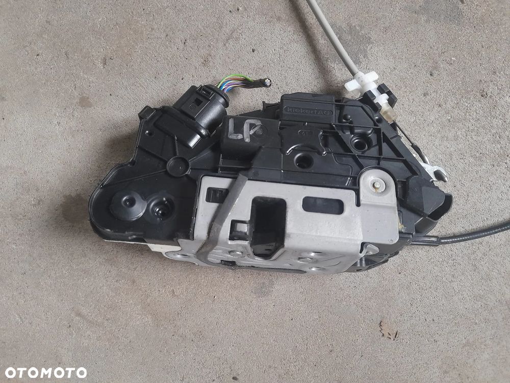 zamek przód lewy VW Seat Ibiza 6j IV 5N1837015N - 1