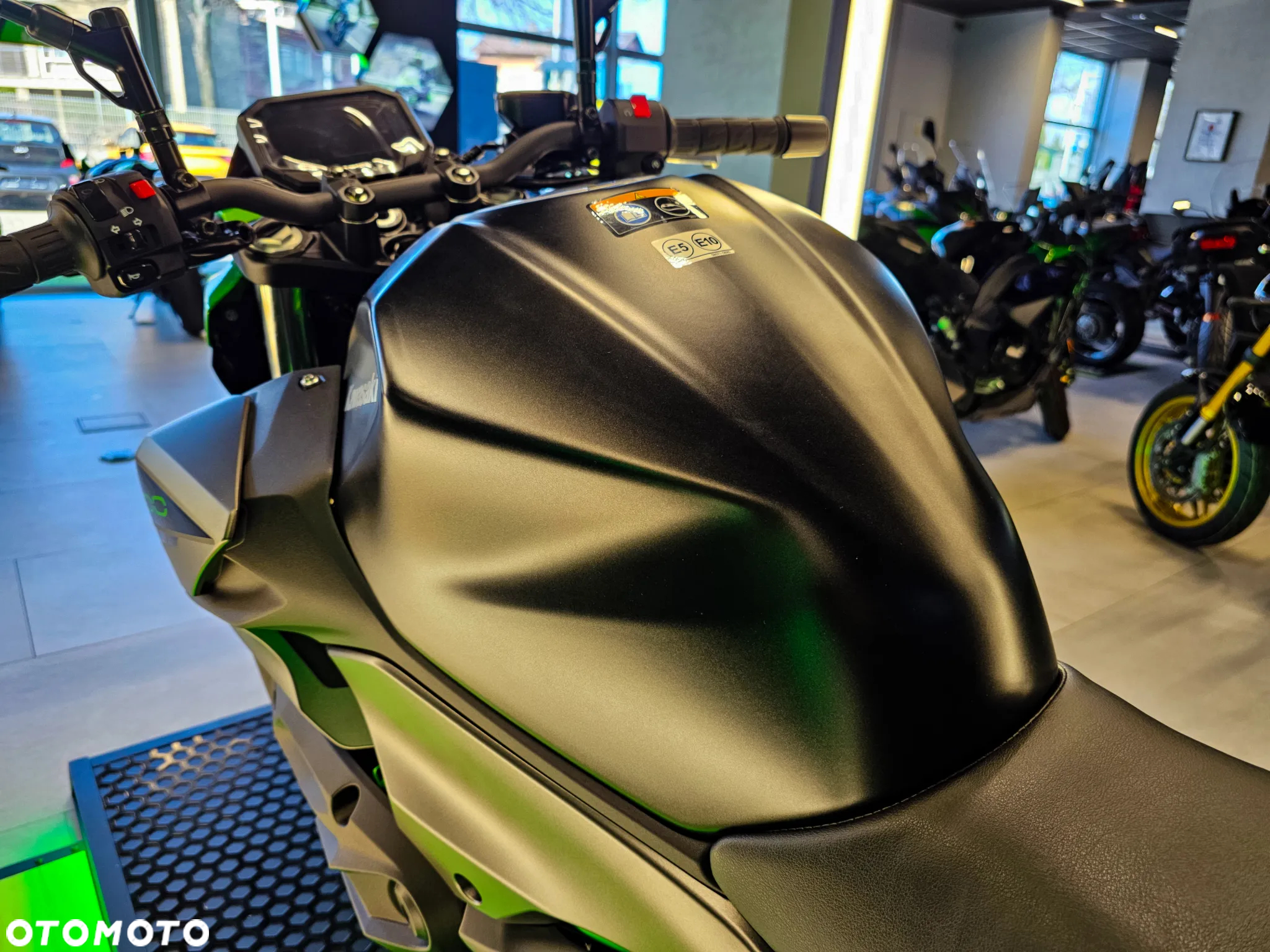 Kawasaki Z - 7