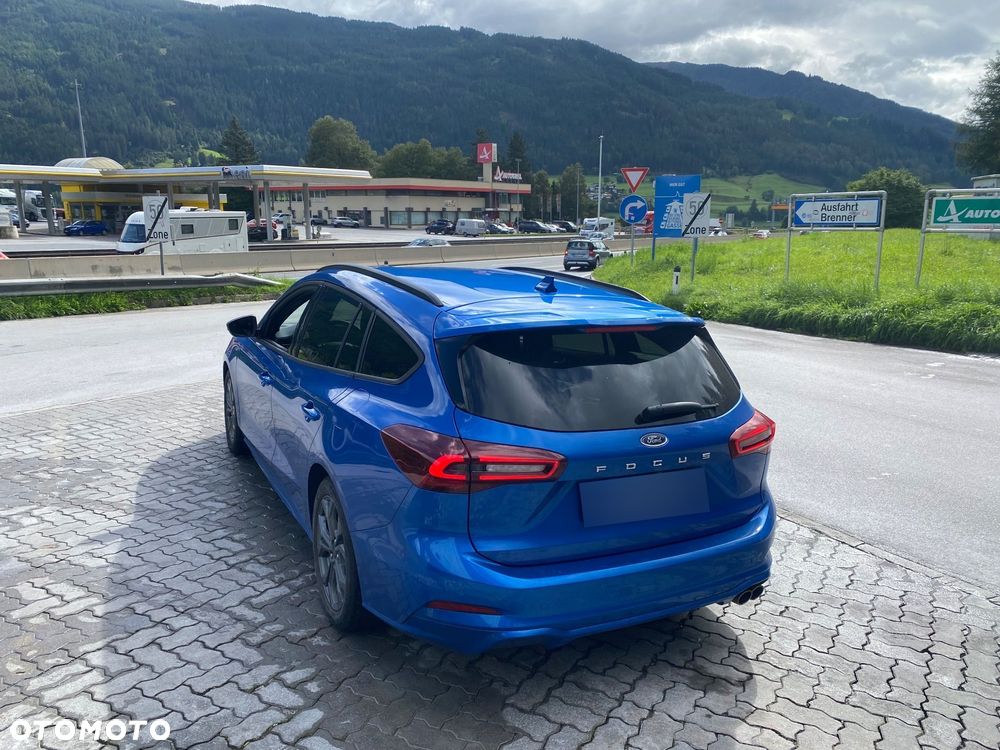 Ford Focus 1.0 EcoBoost mHEV ST-Line X - 30