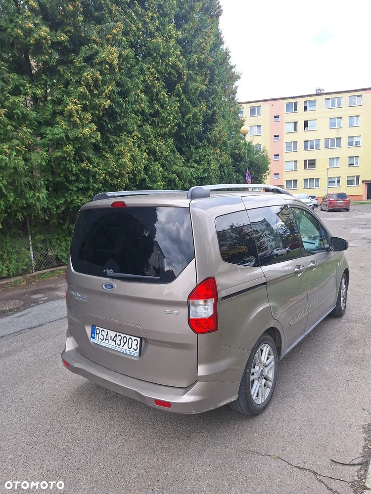 Ford Tourneo Courier 1.0 EcoBoost Titanium - 5