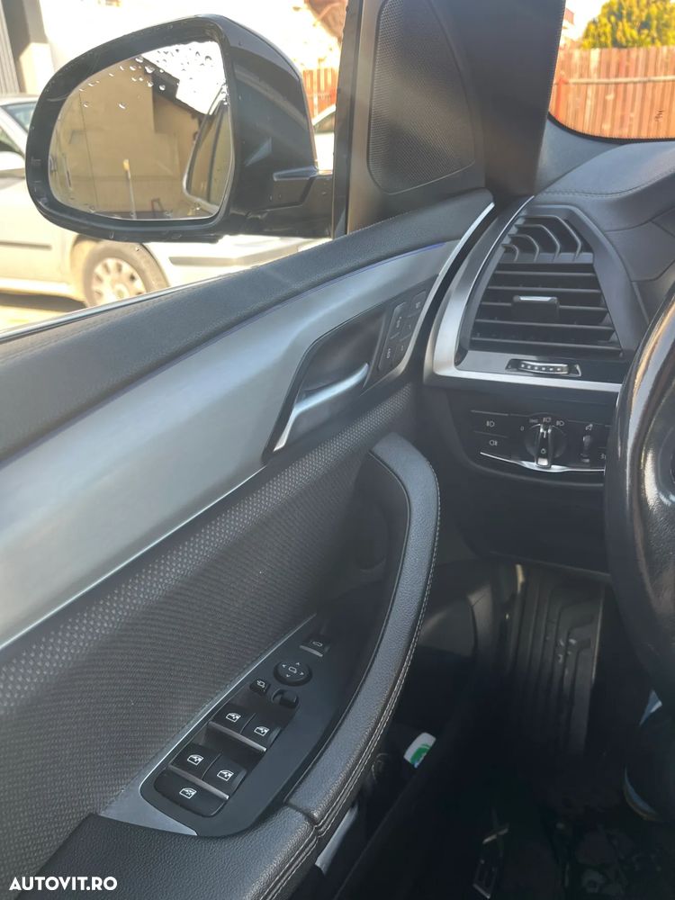 BMW X3 xDrive20d AT Luxury Line - 19