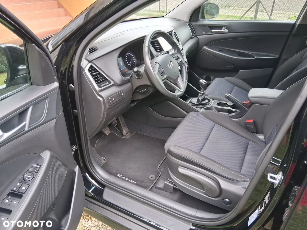 Hyundai Tucson - 12