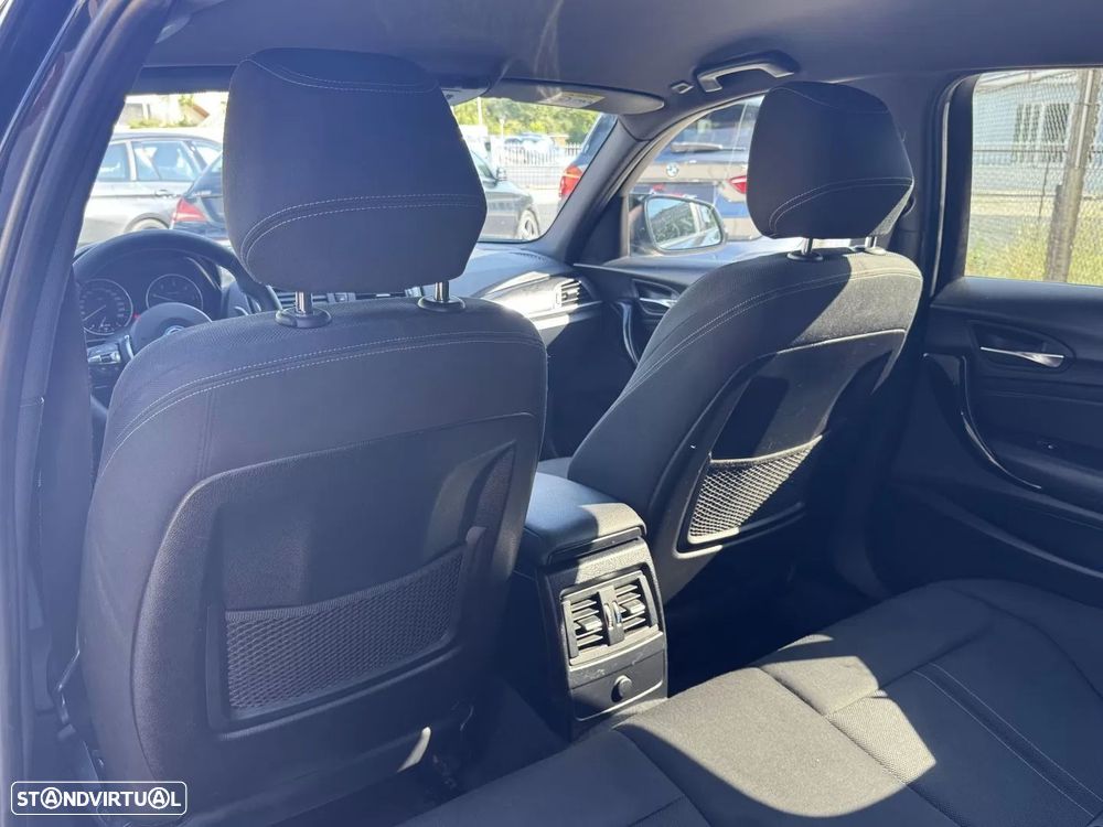 BMW 116 d Aut. Sport Line - 19