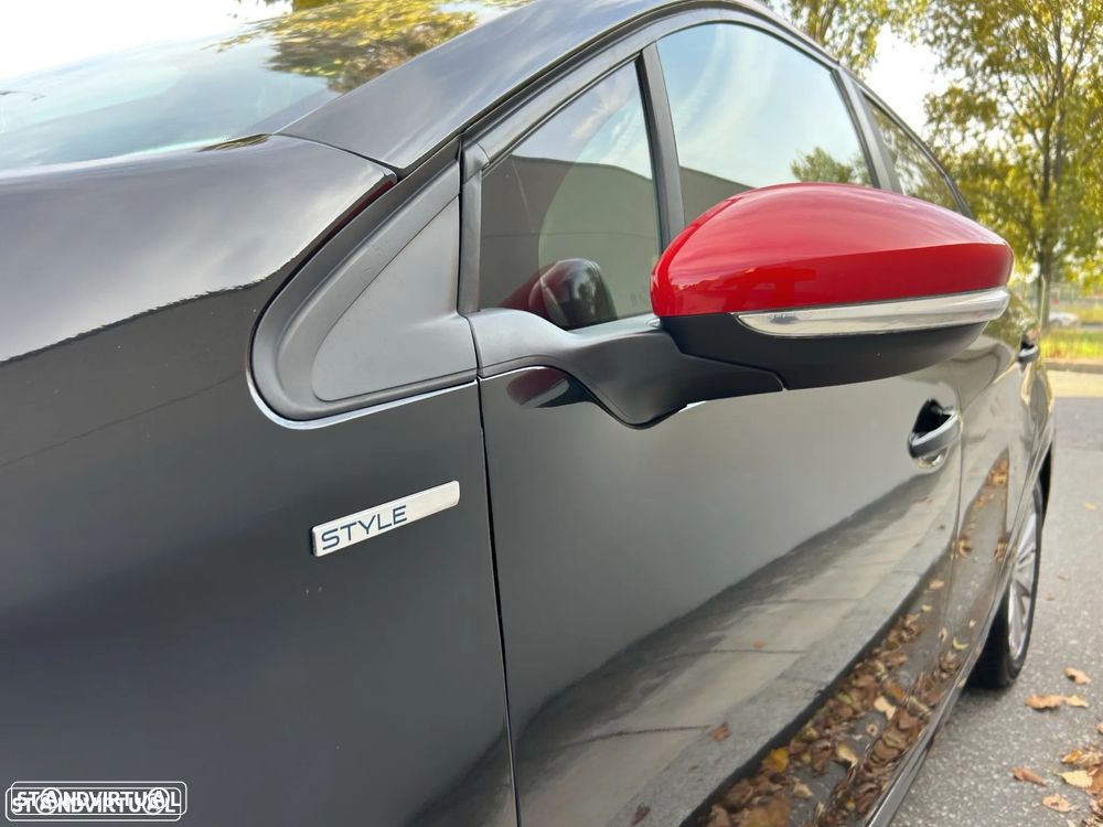 Peugeot 208 1.2 PureTech Style - 9