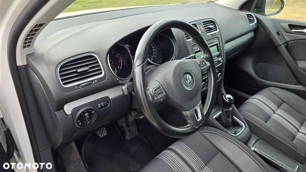 Volkswagen Golf 1.4 MATCH - 9