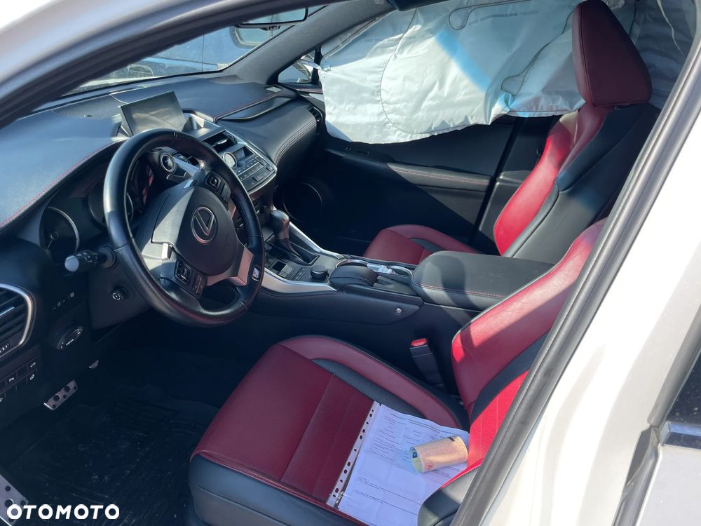 Lexus NX 300h F Sport AWD - 15