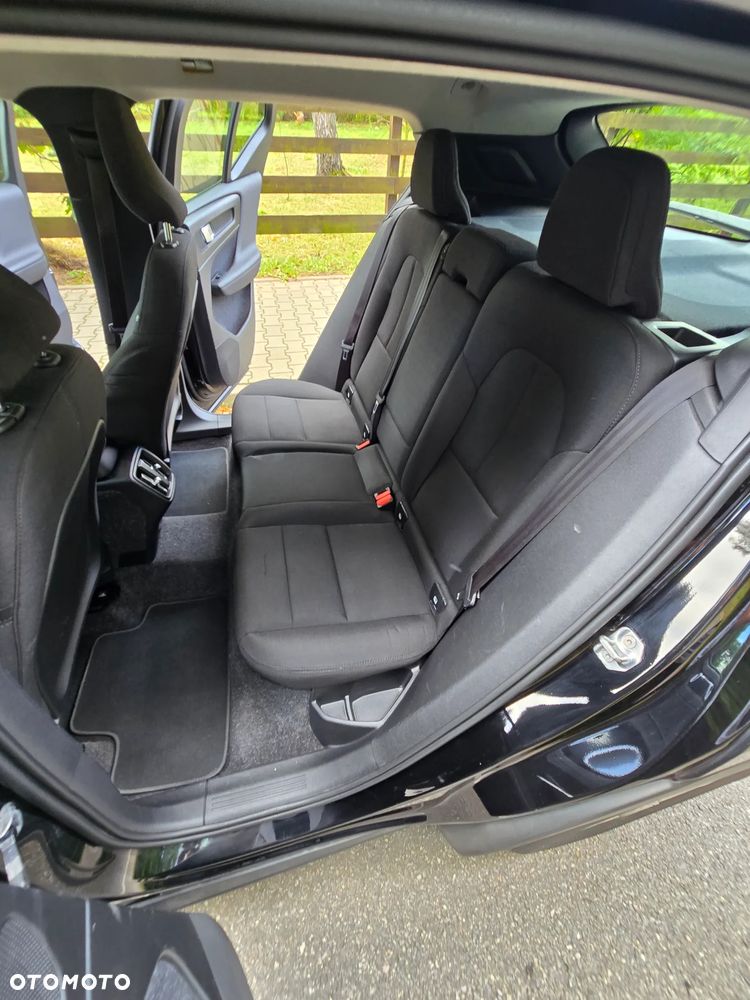Volvo XC 40 D3 AWD Momentum Pro - 24