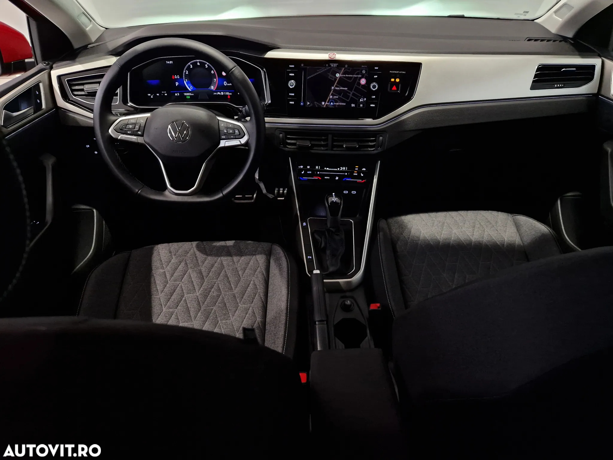 Volkswagen Polo 1.0 TSI DSG Life - 12